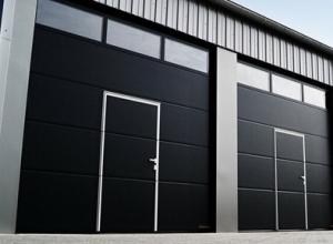 Установка промышленных ворот в Симферополе | Мир Ворот